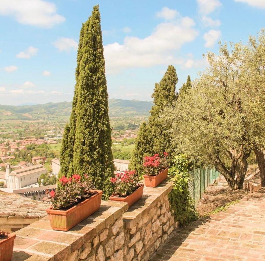 Umbrian Cottage Gubbio Exterior photo